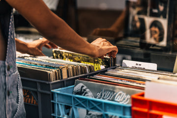Rediscover the Warmth of Vinyl: The HP-H2410 High-Fidelity Turntable